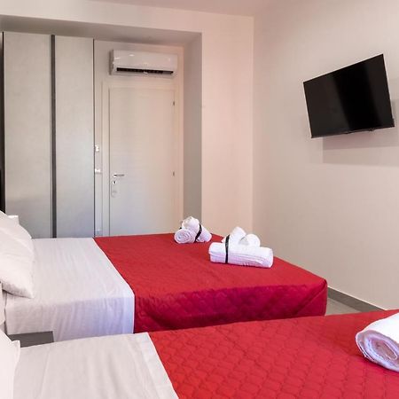 נאפולי Partenope Guest House מראה חיצוני תמונה